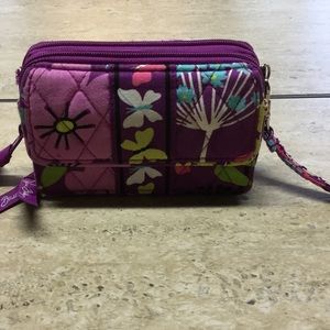 Crossbody/wristlets wallet