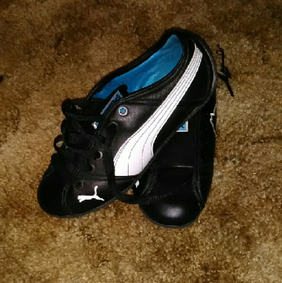 Like new Pumas