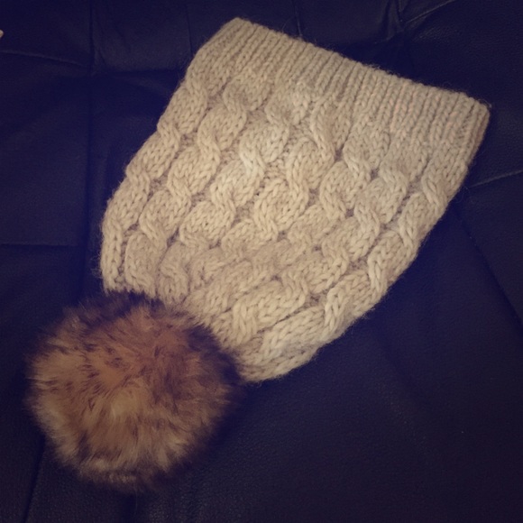 Faux Fur Pom Pom Beanie
