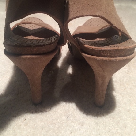 ❤️Pedro Garcia Heels - Picture 2 of 4