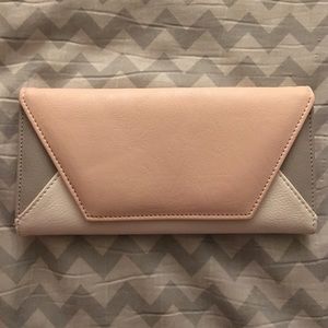 Wallet/clutch