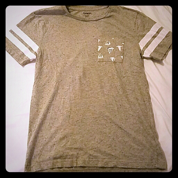 Rue 21 t-shirt
