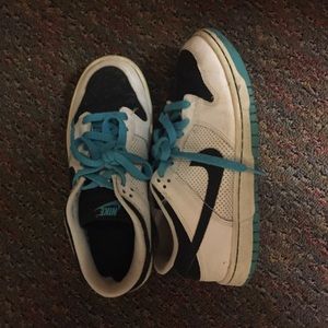 Nikes- skaterboy shoes