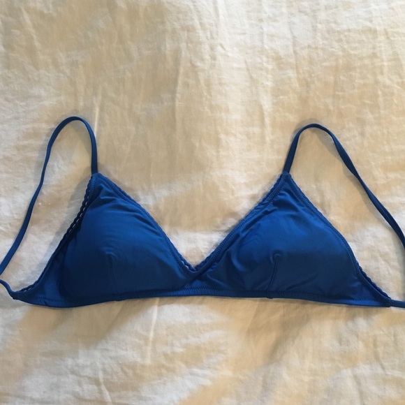 Scalloped french bikini top size L