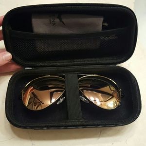 Bogo 30% off!! Luenx gold mirrored aviators