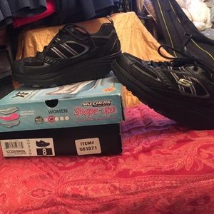 Skechers Shape-Ups New Black Sz 8