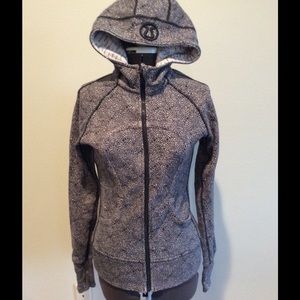 lululemon zip up jacket