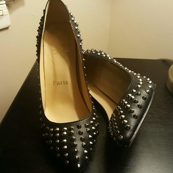 Spike Black Christian Louboutin size 38 (8)...