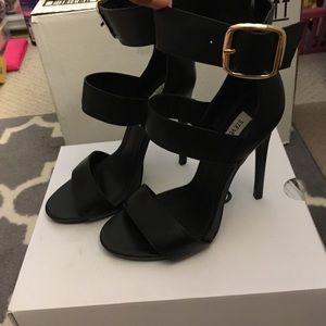 Steve Madden Mysterii Tall Strappy Sandal Heel