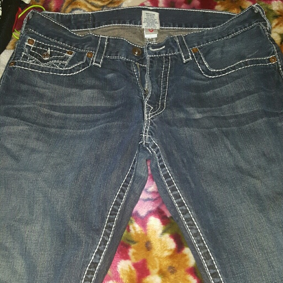 True religion - Picture 1 of 3