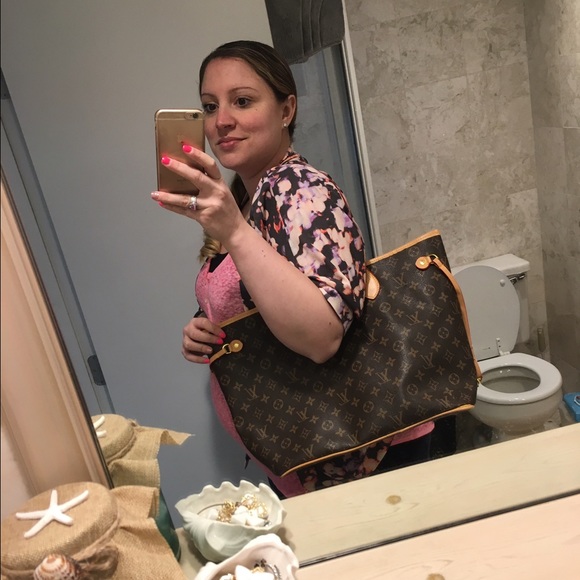 Never full tote bag !