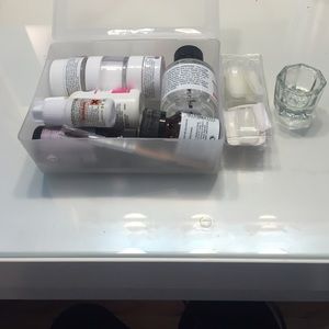 Do at home acrylic nail set