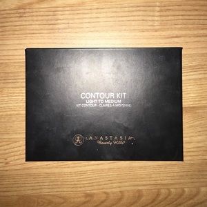 ABH contour kit with Sephora contour brush