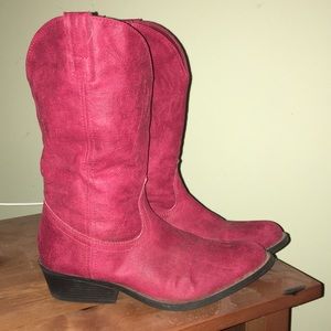 Red cowboy boots