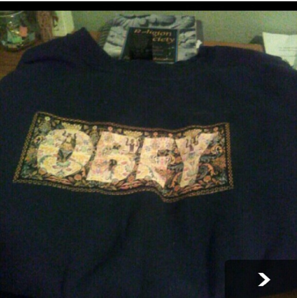 Obey Crewneck