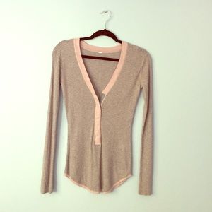 Lululemon lightweight bamboo sweater Henley