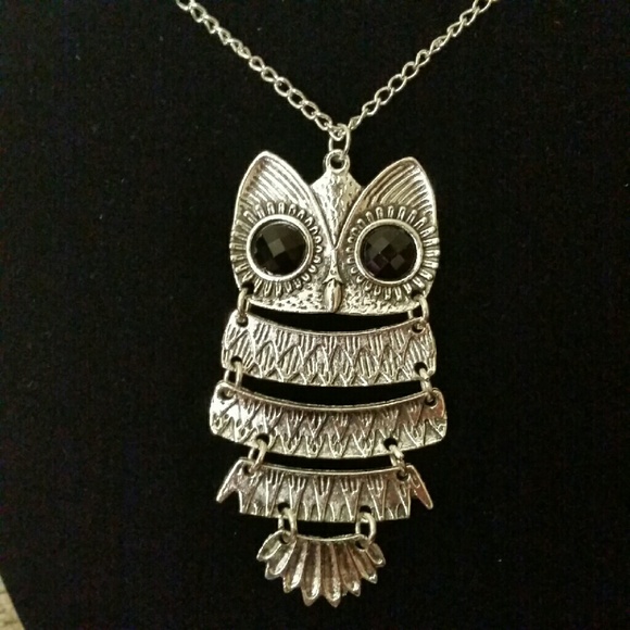 Tibetan Silver Plated Fashion Owl Necklace - Picture 3 of 3