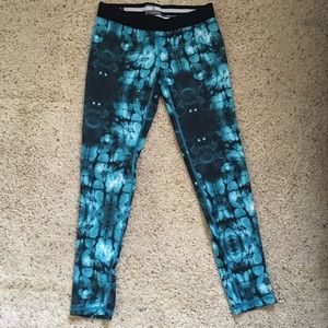 Super cute yoga/running pants