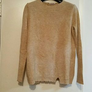 Women's sweater
