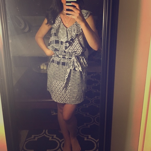 Jessica Simpson Dresses & Skirts - Jessica Simpson cocktail dress