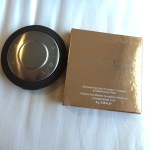 Becca x Jaclyn Hill Champagne Pop Powder