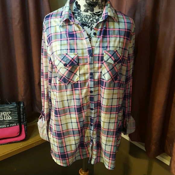 RnB Vintage Clothing Hotpink Blouse/Flannel look