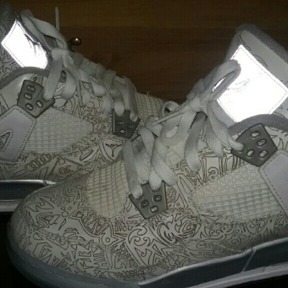 Jordan 4s