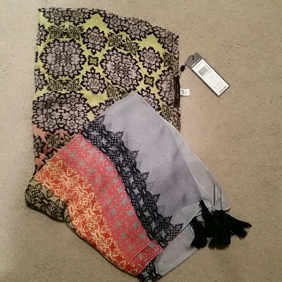 BCBG Silk Scarf/Wrap - new with tag