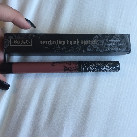 Kat Von D Everlasting Liquid Lipstick in Lolita