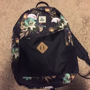 NWT DaKine backpack
