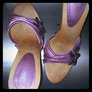 JLo 7.5  metallic pink wood clear heel shoes
