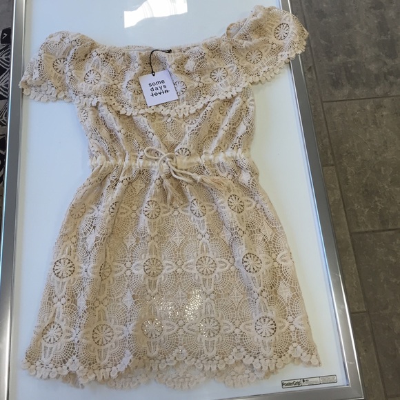 Somedays Lovin Dresses & Skirts - Somedays Lovin off the shoulder dress size small