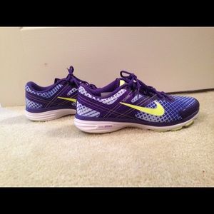 Nike Dual Fusion Flywire!