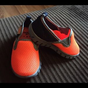 Osh kosh toddler boy shoes