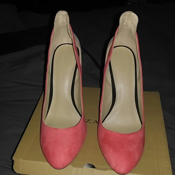 Zara Shoes - *Final Markdown* Zara Coral shoes