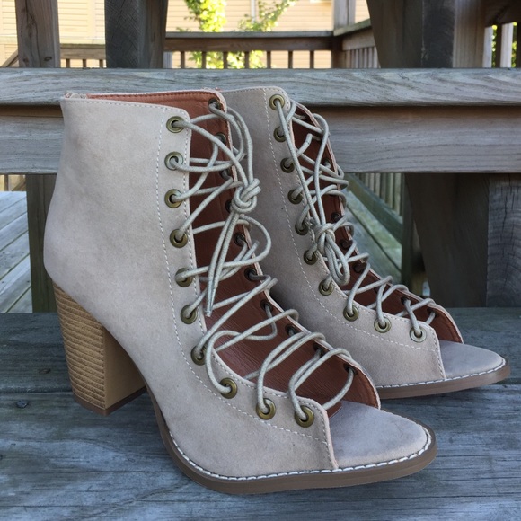 Lace-Up Heels•only Sz 10 Left - Picture 4 of 4