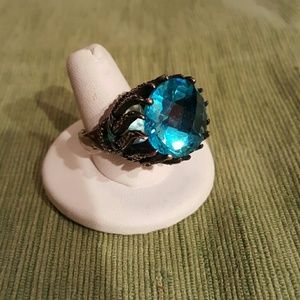 Bora Victorian Carats Blue Topaz Cocktail Ring 925
