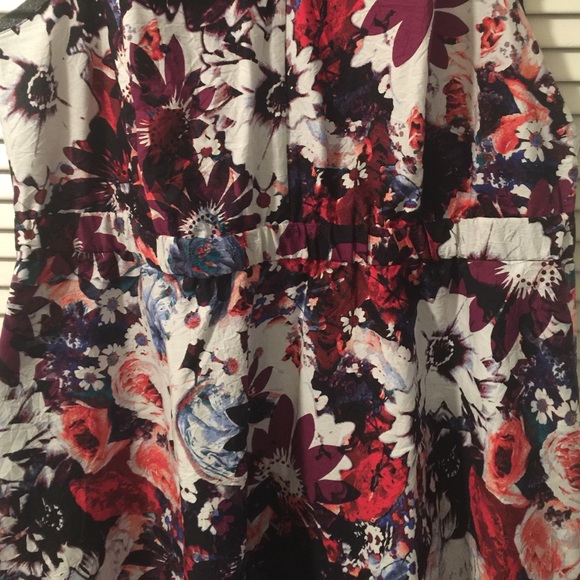 Simply Vera Wang summer dress - Picture 4 of 4