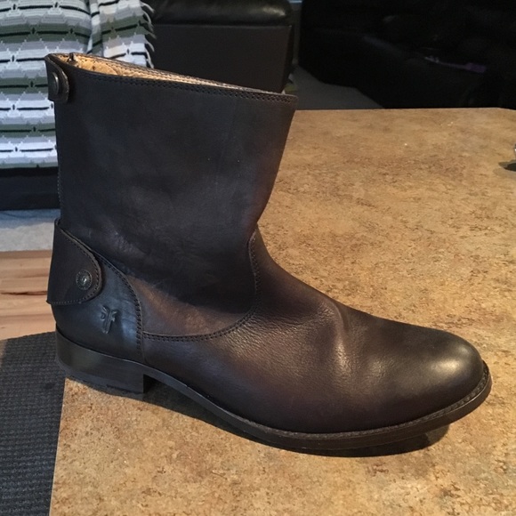 Frye Melissa short dark brown leather boots.