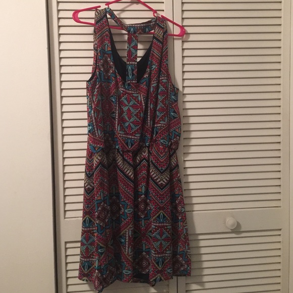 Colorful chiffon dress! - Picture 2 of 3