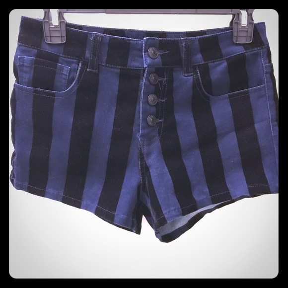 High waisted velvet shorts