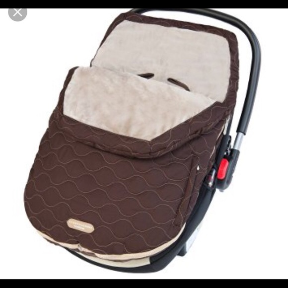Infant carrier cover. JJ Cole Bundle Me.