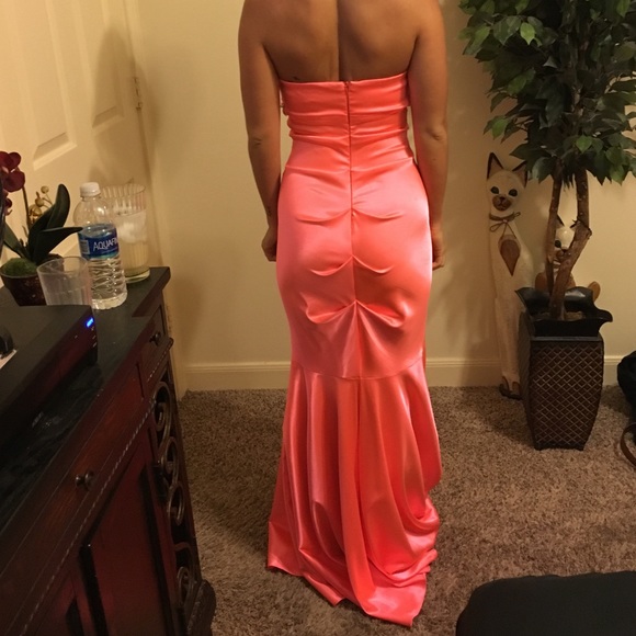 Prom dress - Picture 3 of 4