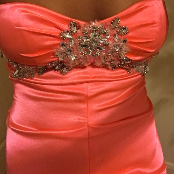 Prom dress - Picture 4 of 4