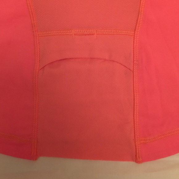 Racer back tank - Picture 3 of 3