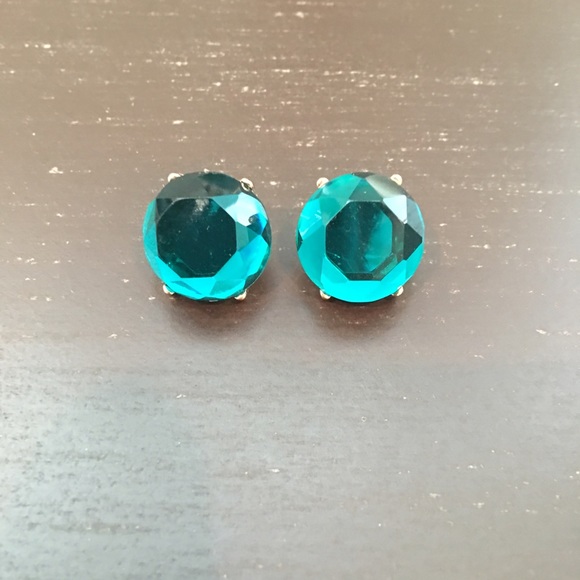 Gold Green Jeweled Stud Earrings - Picture 1 of 3