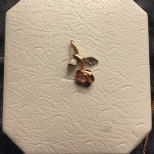 Gold, rose pendant