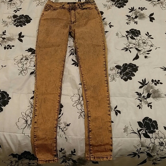 Stretchy high waist jeans