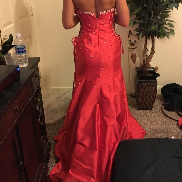 Beautiful red prom dress!!! - Picture 3 of 4