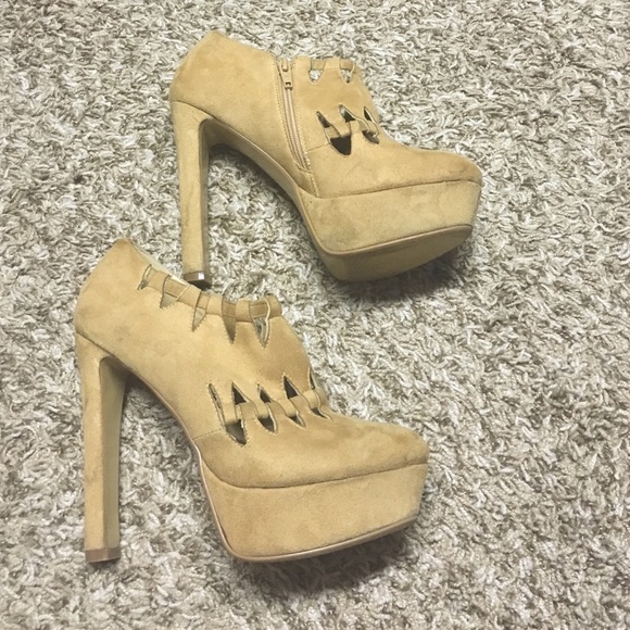 Tan shoes from Italy